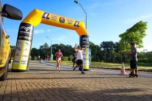 Leia mais sobre o artigo Corrida pelos 30 anos do Parque do Utinga reúne milhares de atletas neste domingo (7)