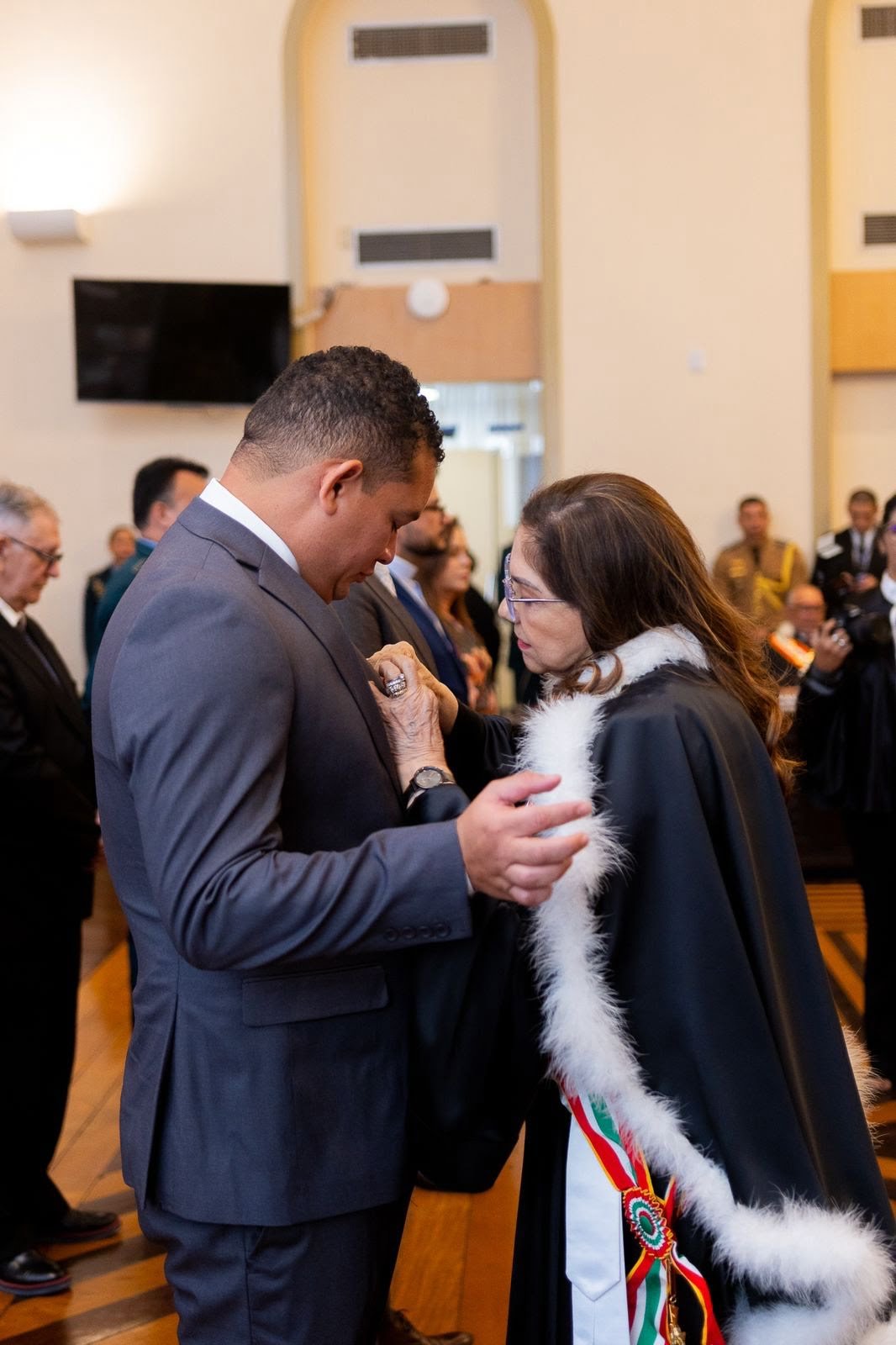 No momento, você está visualizando Presidente da Pará 2000 recebe medalha de Mérito do TJPA, por gestão do Parque do Utinga e outros complexos turísticos